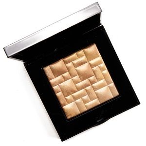 Bobbi Brown Highlighting Powder Moon Glow